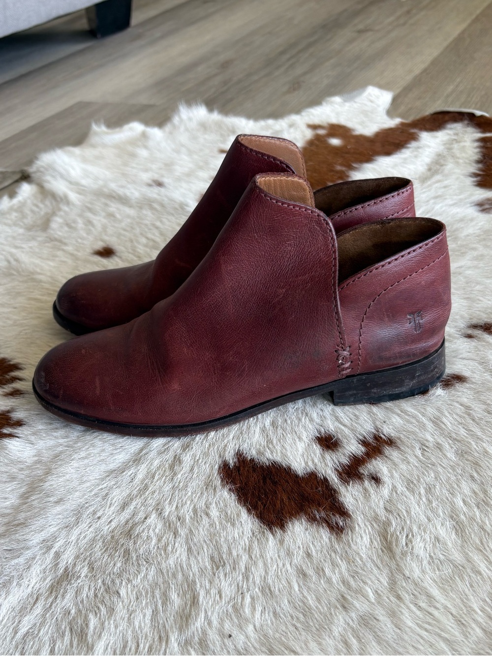 Maroon Leather Frye Elyssa shootie ankle boots